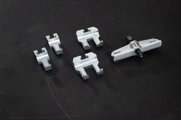 Kukko Puller for Camshaft Sprockets