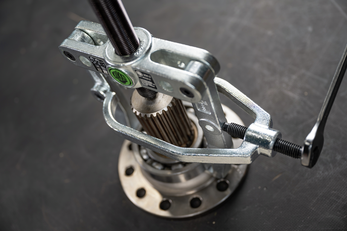 Kukko 2-Arm Bearing Puller with Side Clamp 204-2