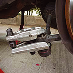 Kukko Ball Joint Extractor with Lever Transmission for Cars and Light Vans