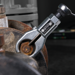 Kukko Single-Blade Mechanical Nut Splitter