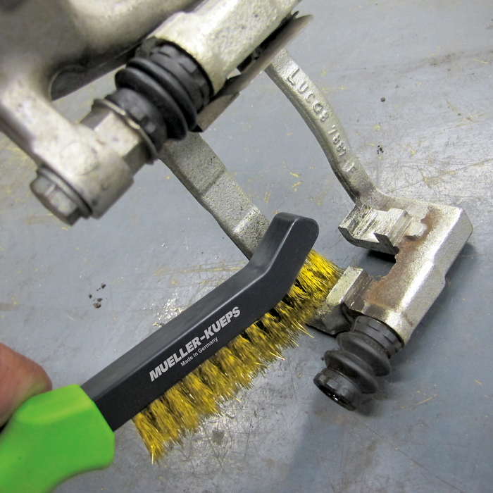 Mueller 467 000 Brake Caliper Brush Kit