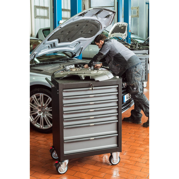 Vigor 164 Piece Tool Trolley Series M with Assortment V2379N